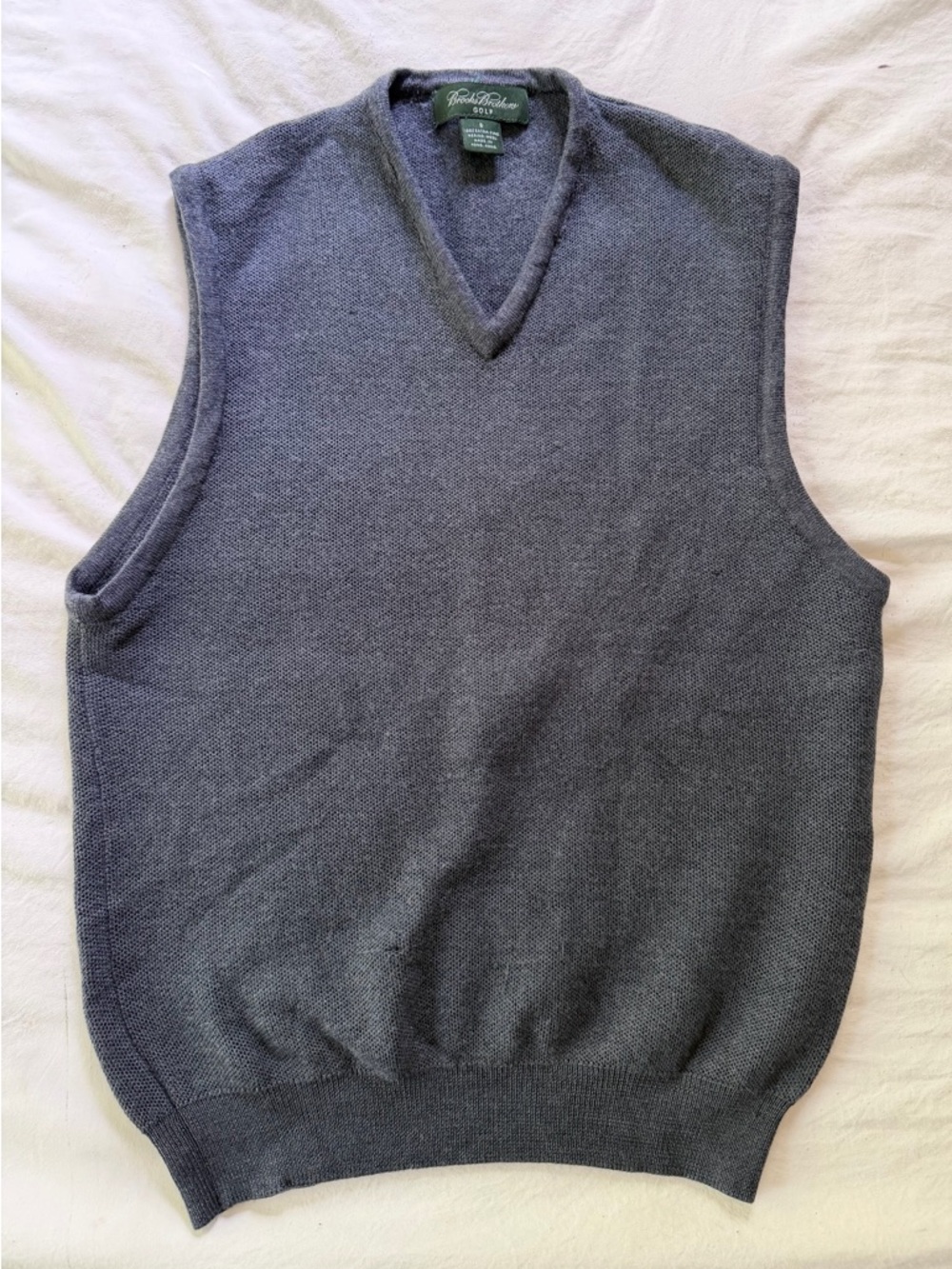 Brooks Brothers Men’s Golf Blue/ Gray V-Neck Sweater Vest